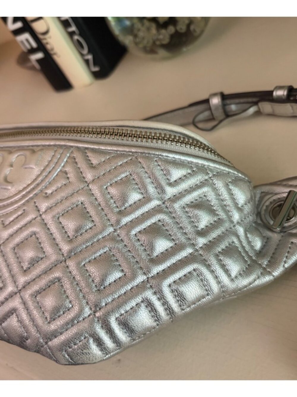 Tory Burch Fleming Soft Quilted Leather Belt Bag Metallic Silver - Picture 8 of 12